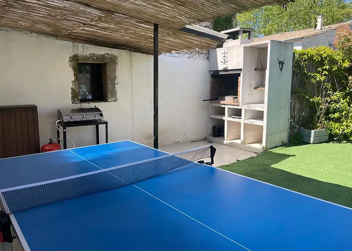 200m2, 3 Suites, Patio Avec Salle Jeux, 1 Piscine Chauffe De Debut Avril A Fin Octobre Villa *